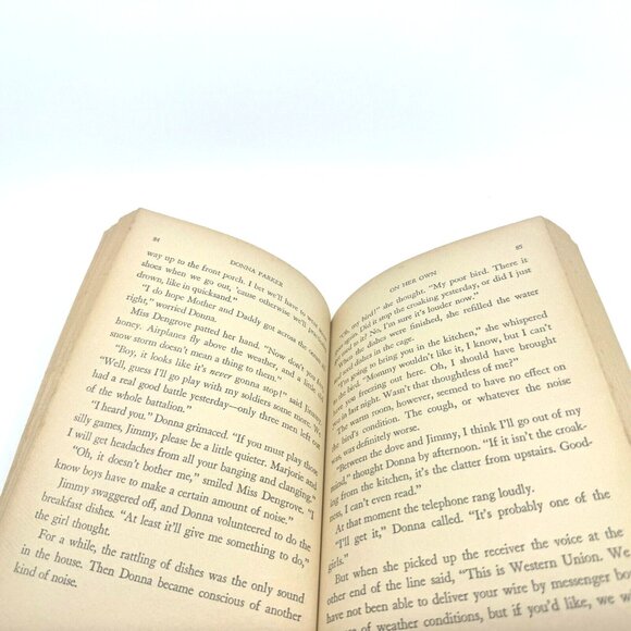 Donna Parker on Her Own, Hardcover by Martin, Marcia, 1957 - Picture 12 of 14